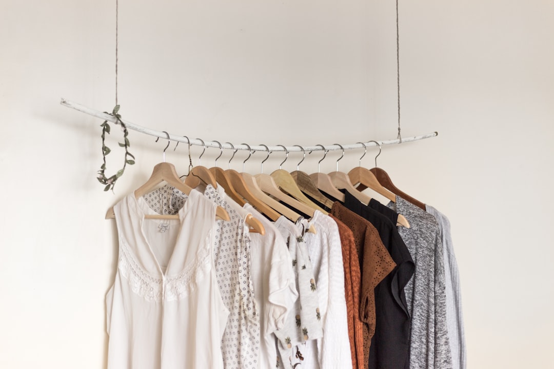 The Ultimate Guide to Building a Capsule Wardrobe for Any Lifestyle